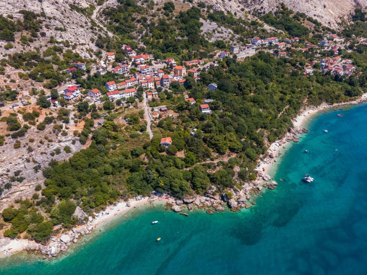 Holiday House Nova Stara Baska Ngoại thất bức ảnh