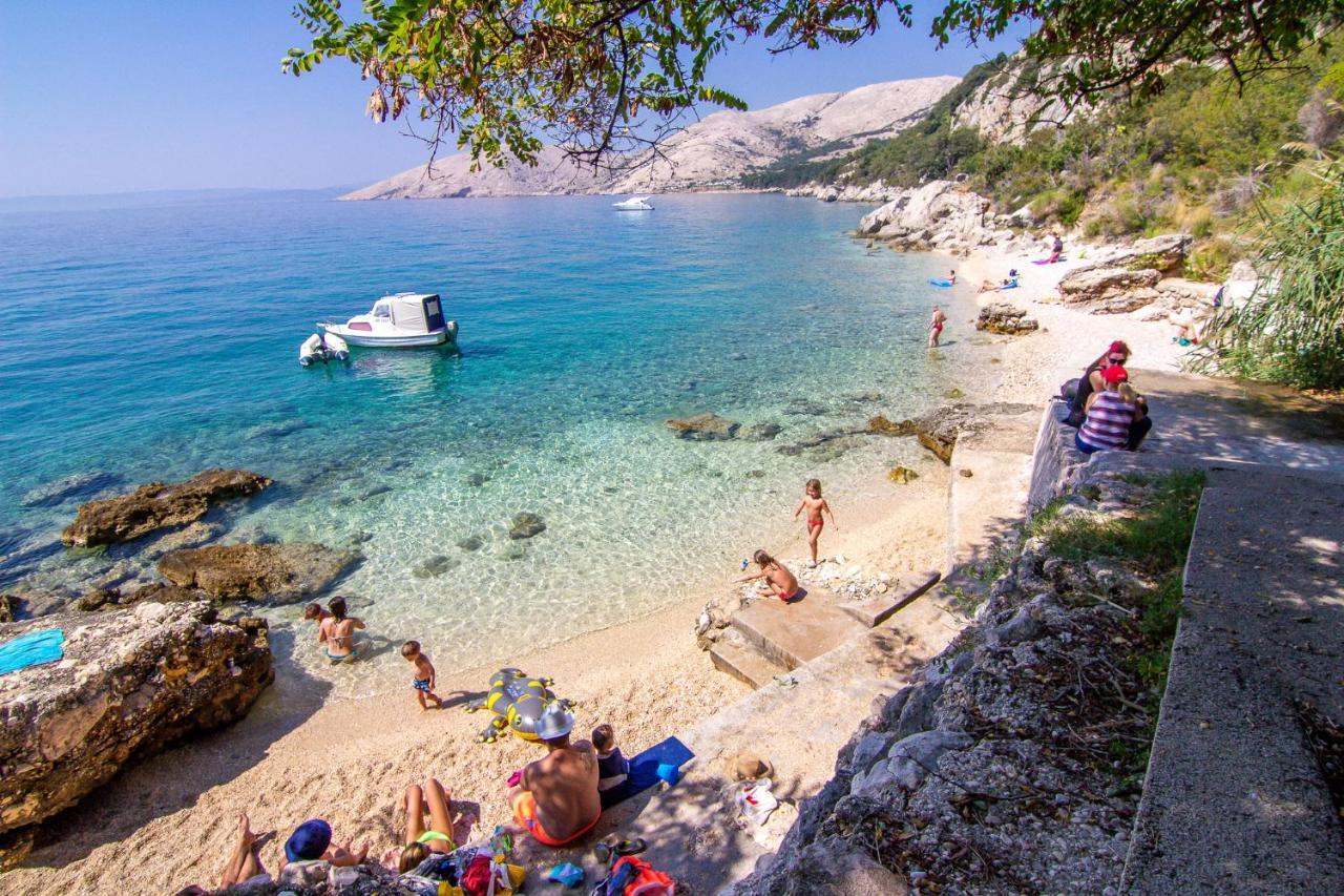 Holiday House Nova Stara Baska Ngoại thất bức ảnh